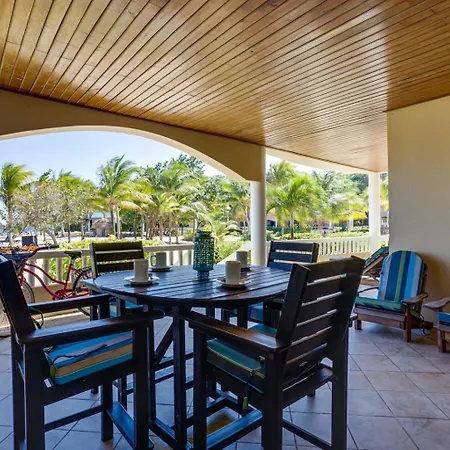 Los Porticos Villas-3